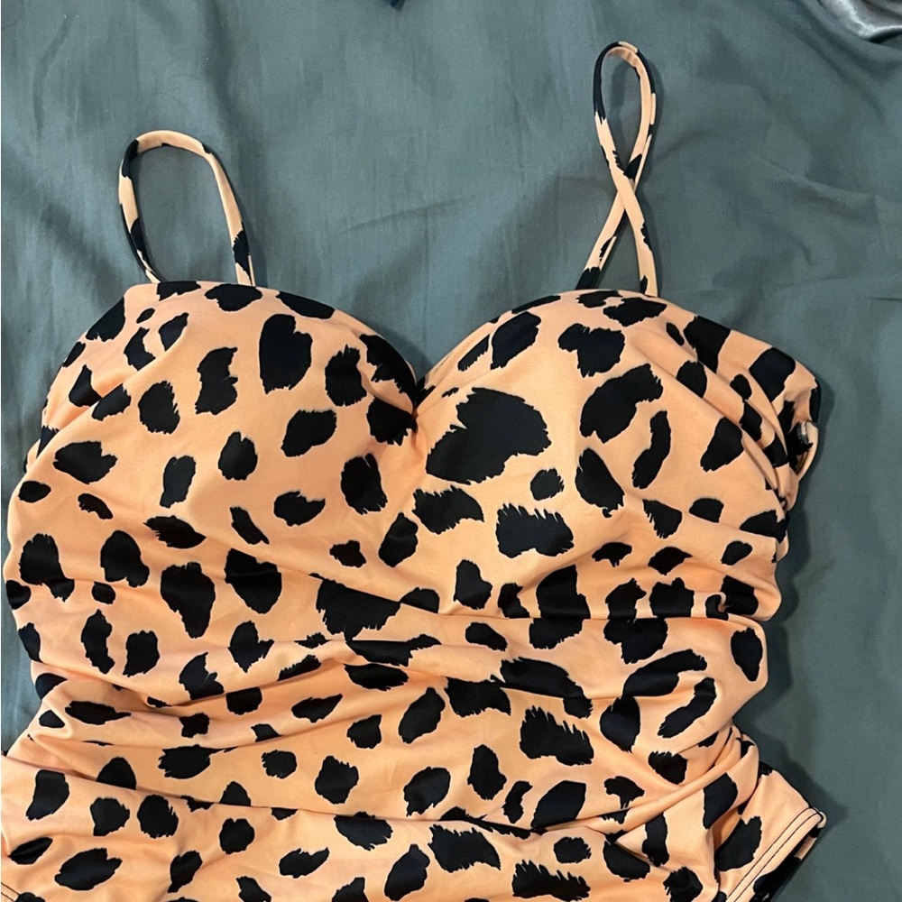 Boutique swimsuit NWT